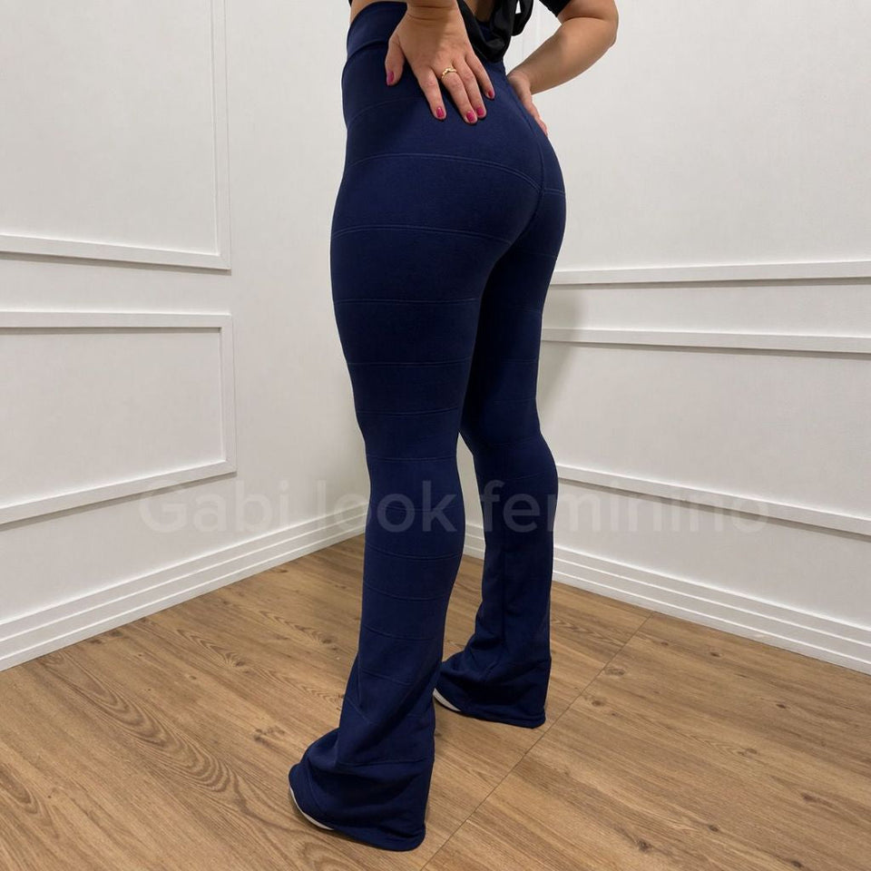 Calça Flare Isadora