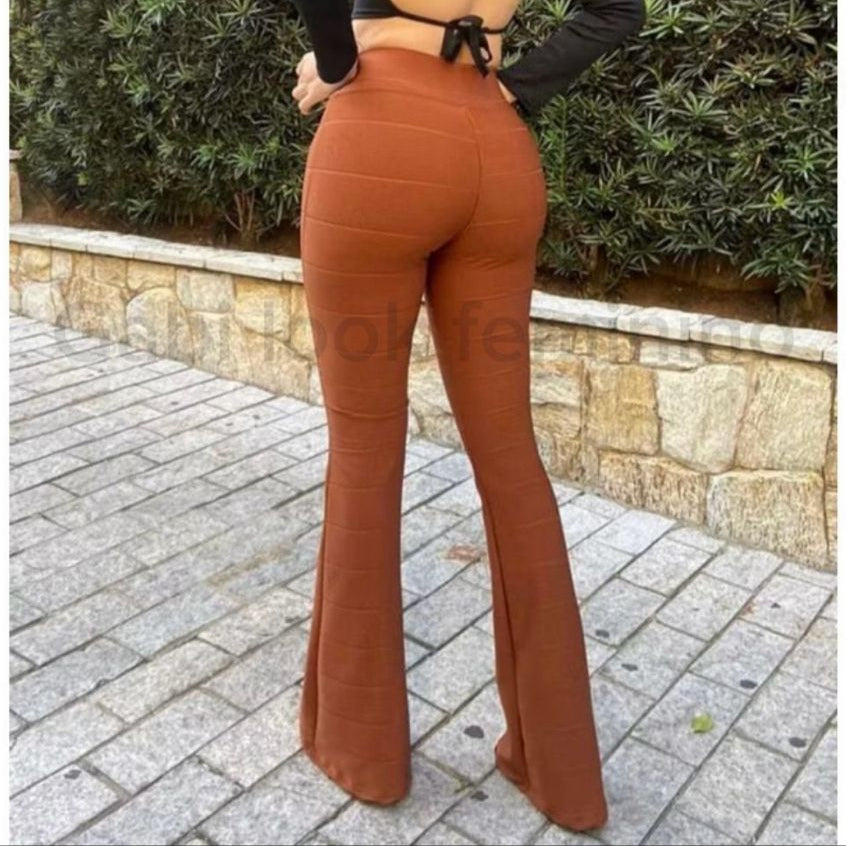 Calça Flare Isadora
